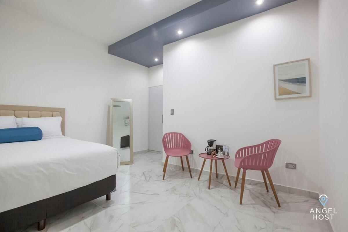 לה פז Downtown Room With Pool Bbq And Near All The Hotspots מראה חיצוני תמונה
